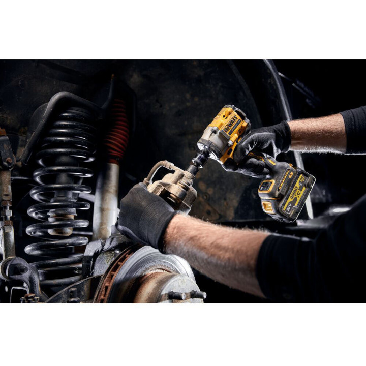 Гайкокрут ударний акумуляторний безщітковий DeWALT DCF923P2G