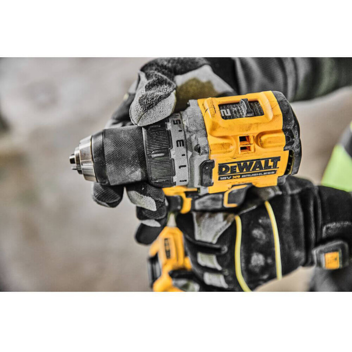 Дриль-шуруповерт акумуляторний безщітковий DeWALT DCD800NT