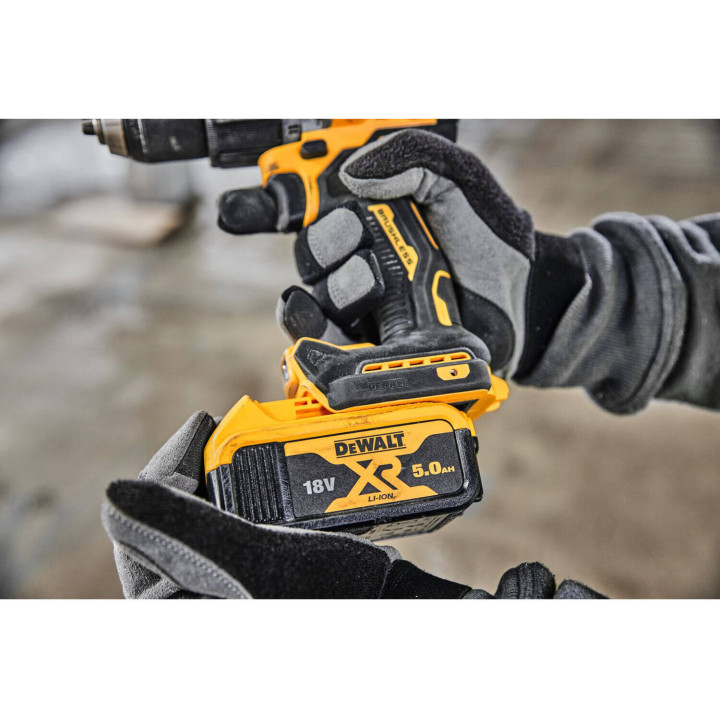 Дриль-шурупокрут акумуляторний безщітковий ударний DeWALT DCD805P2T