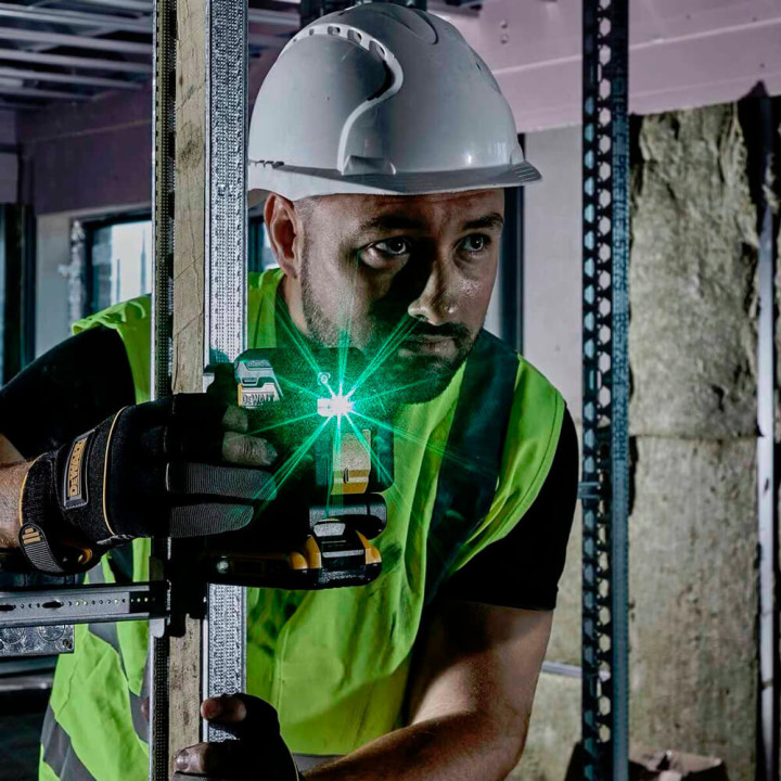 Рівень лазерний лінійний DeWALT DCLE34021N