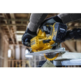 Пила дискова акумуляторна DeWALT DCS570N