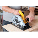 Пила дискова мережева DeWALT DWE560