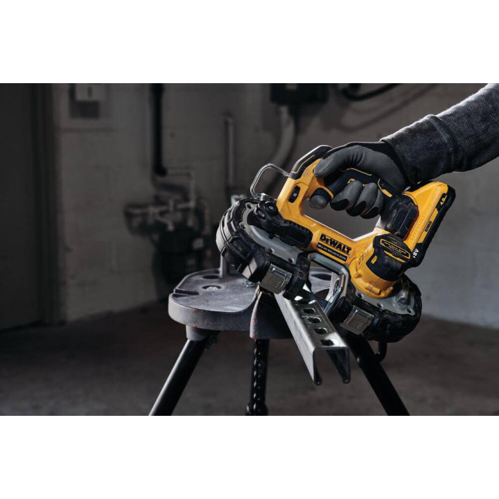 Пила стрічкова акумуляторна безщіткова DeWALT DCS377NT