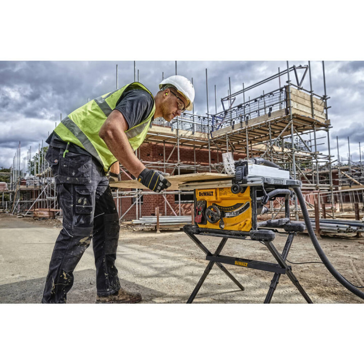Пила настільна-циркулярна мережева + стіл DE7400 DeWALT DWE7485RS