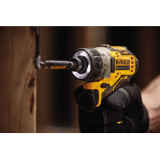 Шурупокрут акумуляторний безщітковий DeWALT DCF601D2