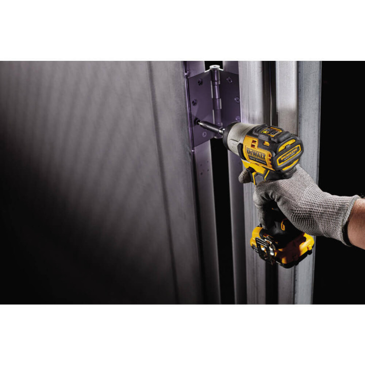 Шурупокрут акумуляторний ударний безщітковий DeWALT DCF801N