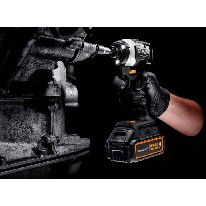 Шурупокрут ударний McLaren F1 TEAM LIMITED EDITION DeWALT DCF85MM2T