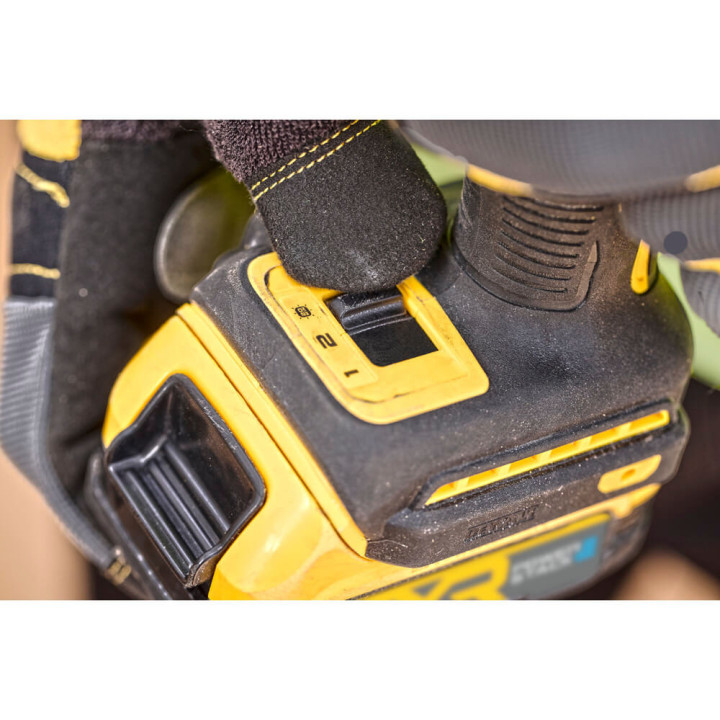 Шурупокрут ударний гідравлічний акумуляторний безщітковий DeWALT DCF870NT