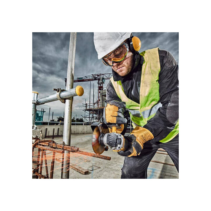 Шліфмашина кутова - болгарка акумуляторна безщіткова DeWALT DCG406NT